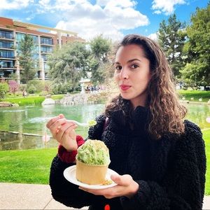 Meet your Posher, Gillian